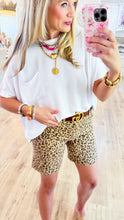 Camel Mid Rise-Loose Fit Mid Length Shorts