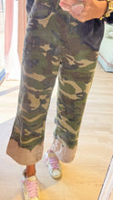 Camo Gingham Contrast Wide Leg Pants