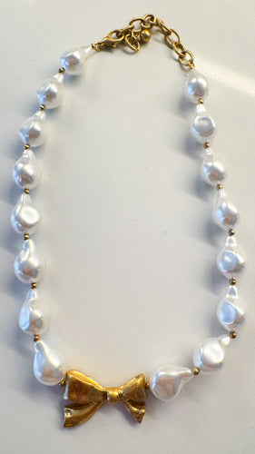 Gold Pearl Bow Necklace