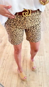 Camel Mid Rise-Loose Fit Mid Length Shorts
