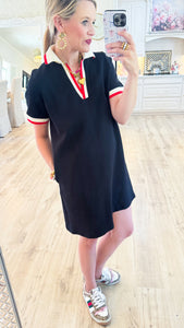 Black Contrast Collar Pullover Dress