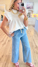 White Puffed Sleeve Blouse