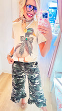 Duck Rhinestone Bow Tee