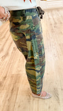 Risen Camo Barrel Jeans