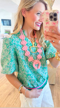 Green Jacquard Bubble Sleeve Top