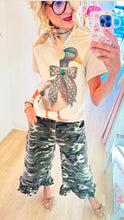 Duck Rhinestone Bow Tee