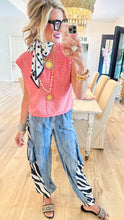 Red Stripe Cropped Tee