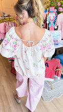 Ivory Floral Bubble Sleeve Top