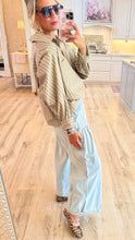 Dark Mushroom Stripe Oversize Top