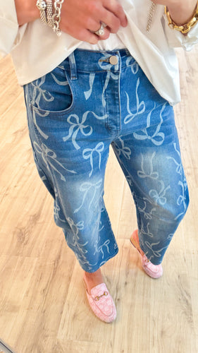Bow Printed Barrel Jeans