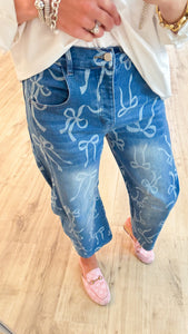 Bow Printed Barrel Jeans