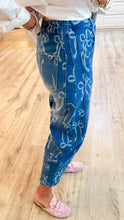 Bow Printed Barrel Jeans
