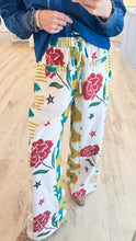 Multi Color Printed Wide Legs Pants