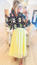 Queen of Sparkles Black and White Mahjong Top