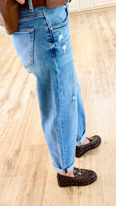 Risen Barrel Cuffed Hem Jeans